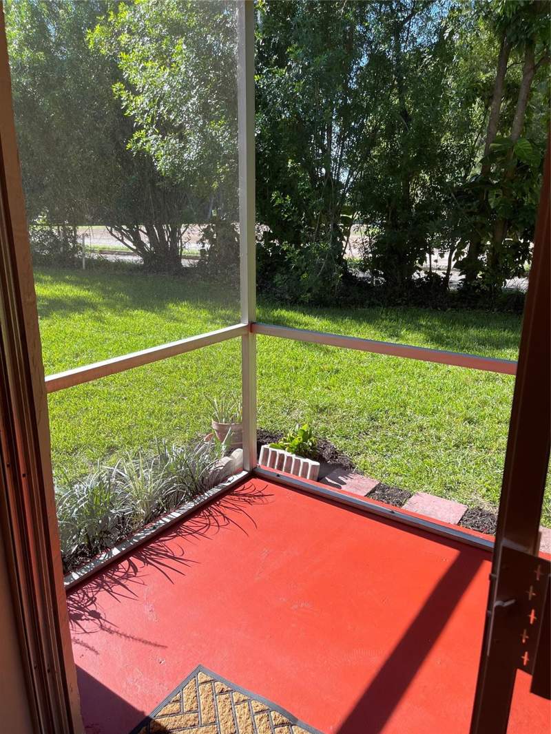 2 bedroom Condominium at 8405 NW 61st Street #D-109, Fairways Of Tamarac Condo, Tamarac — photo 5