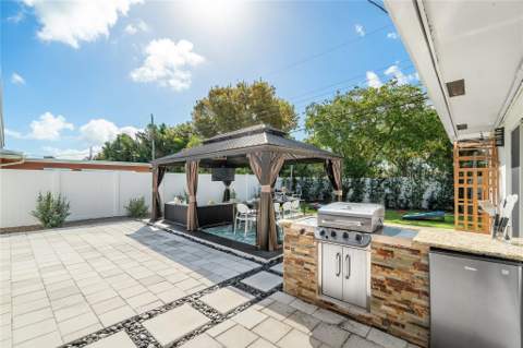 14 NE 29th Street, Wilton Manors FL - photo 16 of 31