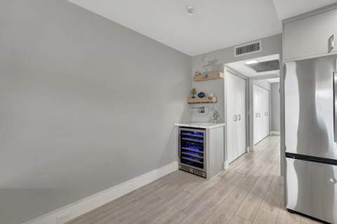 3107 Cambridge #3107, Deerfield Beach FL - photo 24 of 44