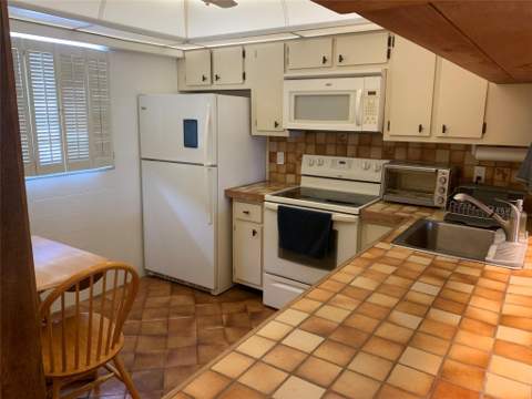 4311 Crystal Lake Drive #314, Deerfield Beach FL - photo 7 of 31