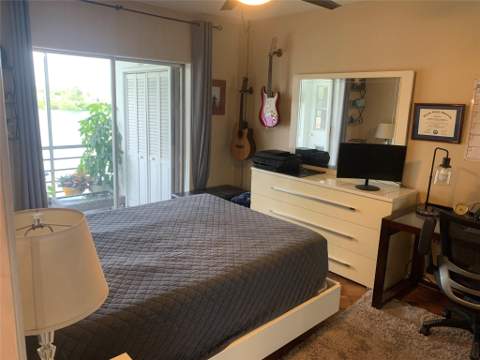 4311 Crystal Lake Drive #314, Deerfield Beach FL - photo 10 of 31