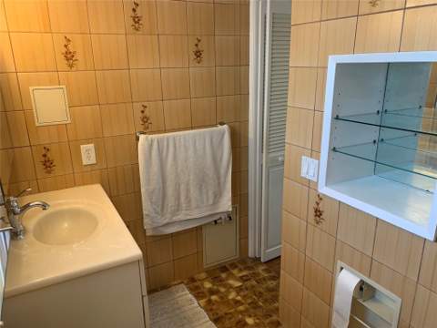 4311 Crystal Lake Drive #314, Deerfield Beach FL - photo 21 of 31