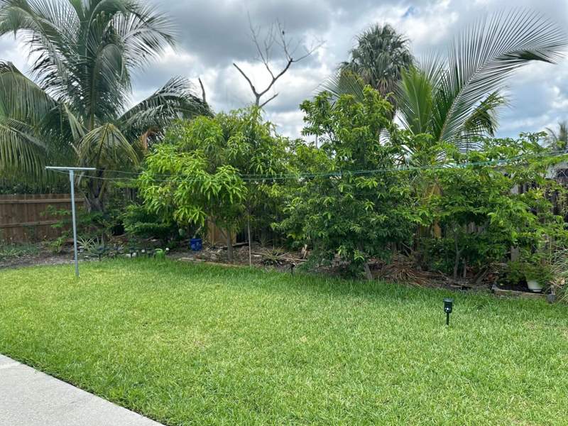 4 bedroom Single Family Residence at 1618 W 26th Street, Davis Sub, Riviera Beach — photo 4