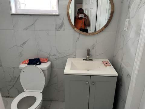 3420 NW 39th Street, Lauderdale Lakes FL - photo 8 of 13