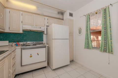 2861 Somerset Drive #317, Lauderdale Lakes FL - photo 24 of 33