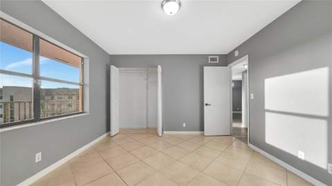 10433 Sunrise Lakes Boulevard #409, Sunrise FL - photo 9 of 48