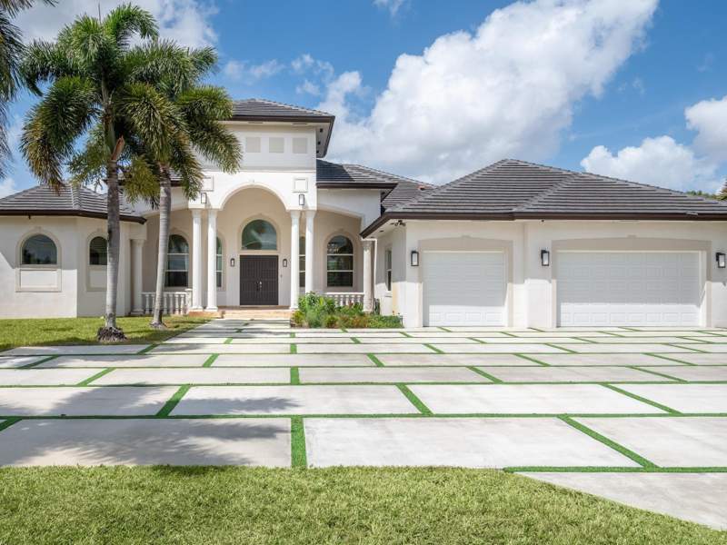 6 bedroom Single Family Residence at 5941 SW 185th Way, Everglades Land Co Sub 1-, Southwest Ranches — photo 3