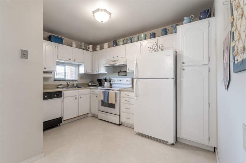 1 bedroom Condominium at 671 S Hollybrook Drive #306, Hollybrook Golf & Tennis, Pembroke Pines — photo 2
