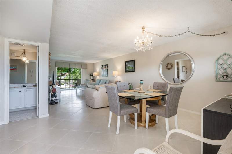 1 bedroom Condominium at 671 S Hollybrook Drive #306, Hollybrook Golf & Tennis, Pembroke Pines — photo 3