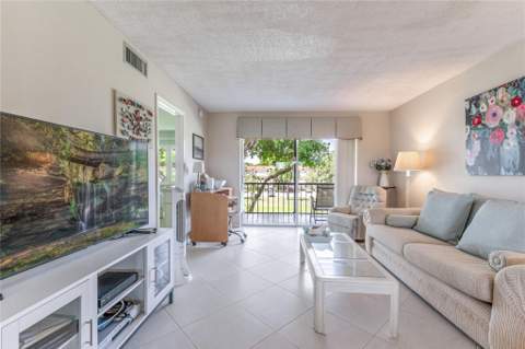 671 S Hollybrook Drive #306, Pembroke Pines FL - photo 6 of 53