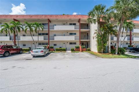 671 S Hollybrook Drive #306, Pembroke Pines FL - photo 19 of 53