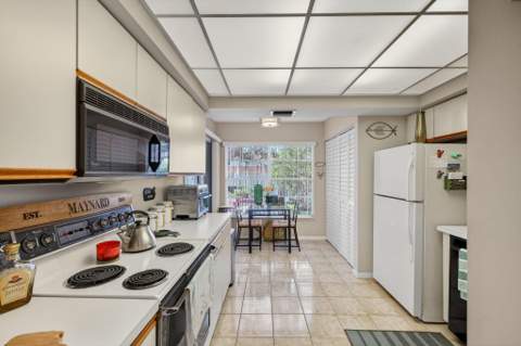 2121 S Ocean Boulevard #506, Lauderdale-By-The-Sea FL - photo 18 of 62