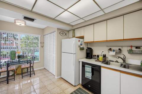 2121 S Ocean Boulevard #506, Lauderdale-By-The-Sea FL - photo 19 of 62