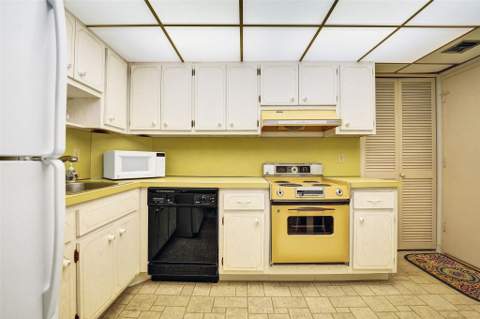 405 N Ocean Boulevard #623, Pompano Beach FL - photo 20 of 94