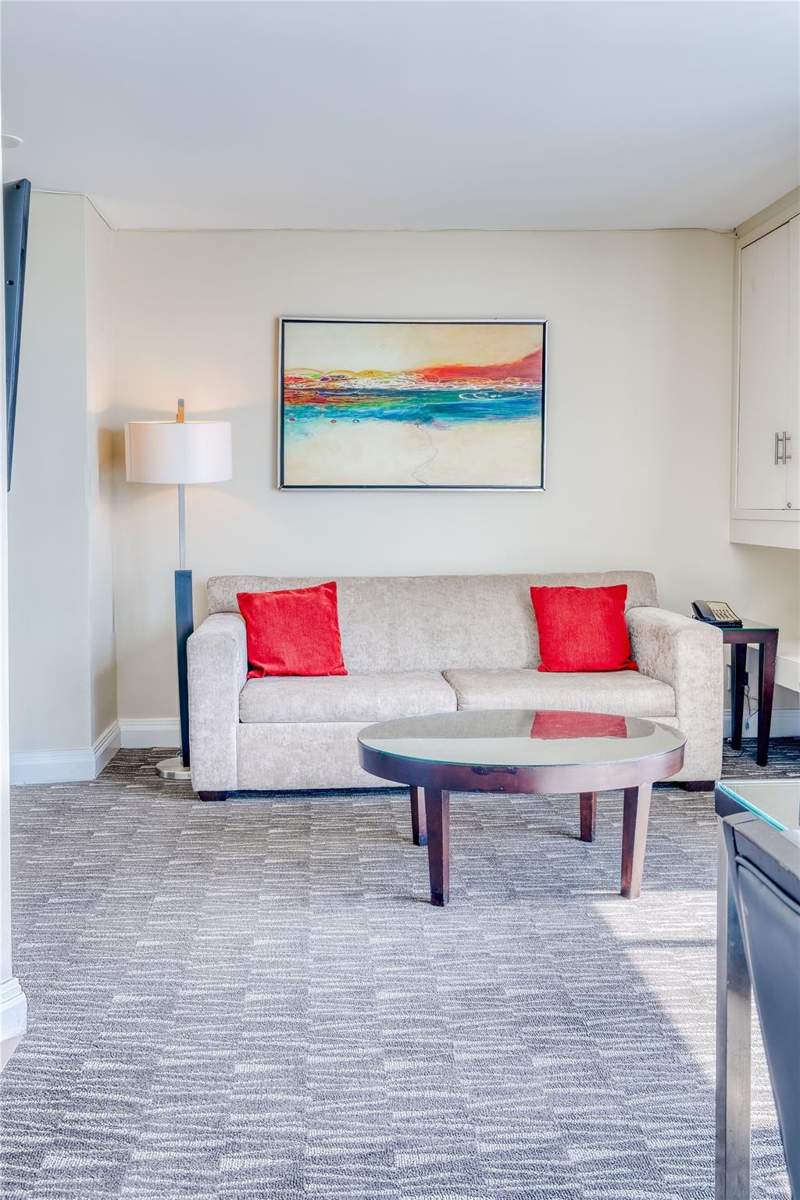 1 bedroom Condominium at 2670 E Sunrise Boulevard #826, Gallery One, Fort Lauderdale — photo 5
