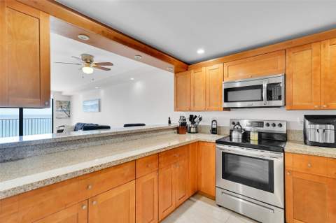 400 N Surf Road #703, Hollywood FL - photo 17 of 50