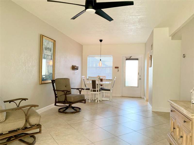 1 bedroom Condominium at 6550 Winfield Boulevard #105, Winfield Gardens South, Margate — photo 5