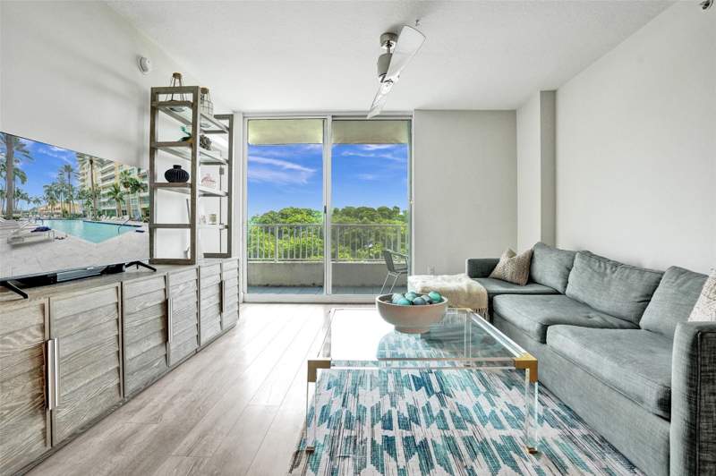 2 bedroom Condominium at 700 E Boynton Beach Boulevard #406, Marina Village, Boynton Beach — photo 5