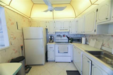 286 Monaco F #F, Delray Beach FL - photo 9 of 22