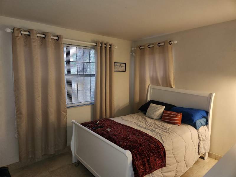 2 bedroom Condominium at 10180 NW 30th Court #101, Sunrise Lakes Phase 4, Sunrise — photo 4