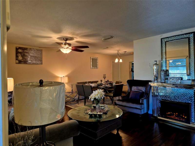 3 bedroom Single Family Residence at 1390 NW 70th Lane, Paradise Gardens Sec 3 72, Margate — photo 3