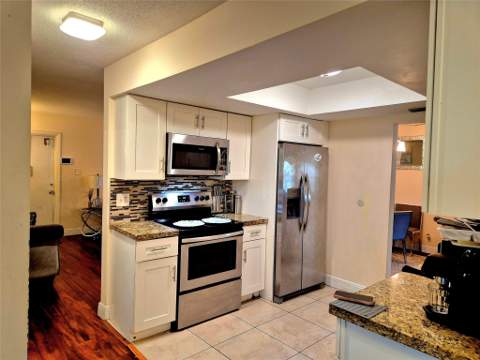 1390 NW 70th Lane, Margate FL - photo 6 of 42