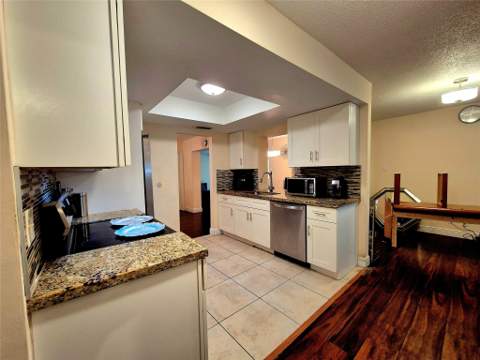1390 NW 70th Lane, Margate FL - photo 13 of 42
