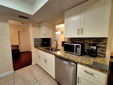 1390 NW 70th Lane, Margate FL - photo 14 of 42