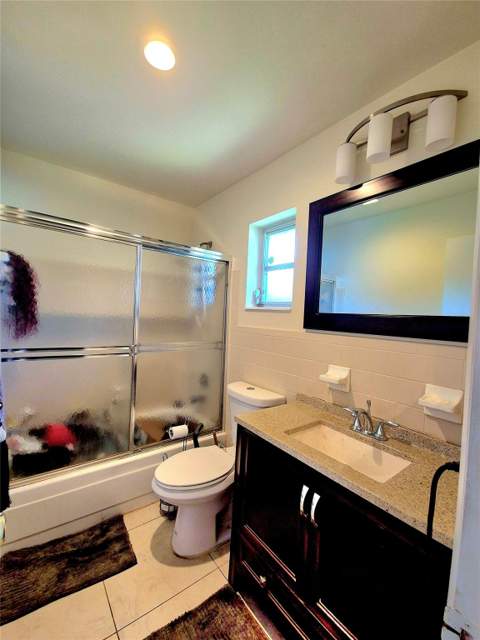 1390 NW 70th Lane, Margate FL - photo 23 of 42