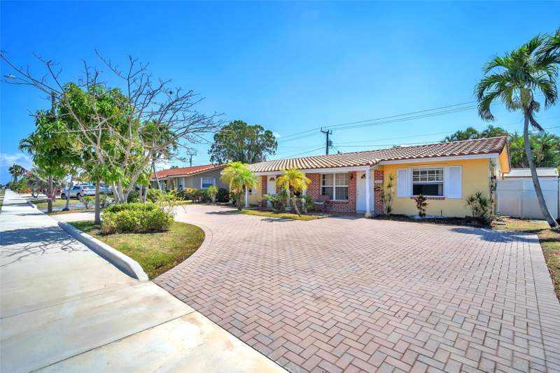 4 bedroom Single Family Residence at 1910 NE 56th Street, Coral Ridge Add, Fort Lauderdale — photo 2