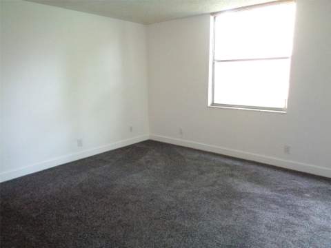 7320 Lake Circle Drive #101, Margate FL - photo 19 of 42