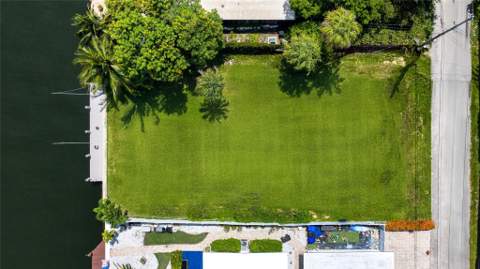 7 Sunset Lane, Lauderdale-By-The-Sea FL - photo 9 of 19
