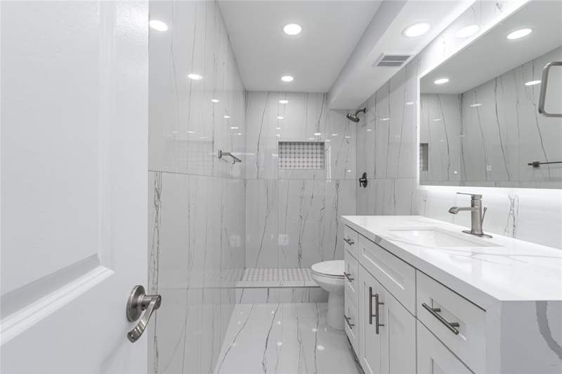 2 bedroom Condominium at 361 S Hollybrook Drive #105, Hollybrook Golf & Tennis, Pembroke Pines — photo 4