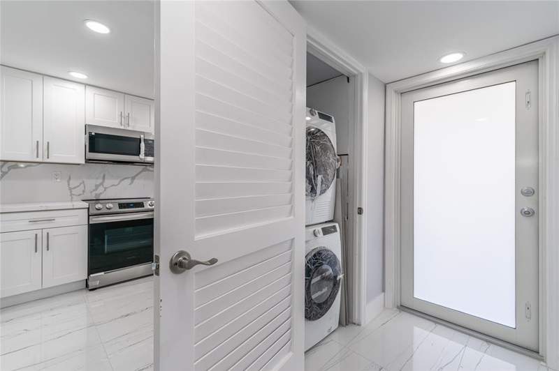 2 bedroom Condominium at 361 S Hollybrook Drive #105, Hollybrook Golf & Tennis, Pembroke Pines — photo 5