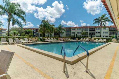 361 S Hollybrook Drive #105, Pembroke Pines FL - photo 20 of 28