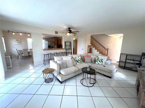 355 Virginia Street #1, Hollywood FL - photo 7 of 33