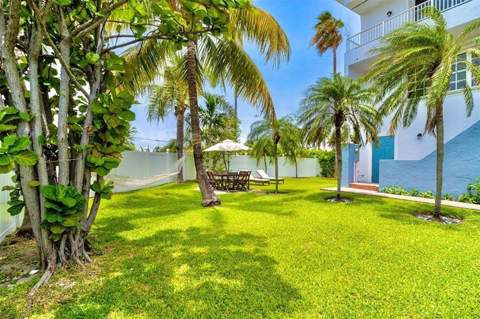 355 Virginia Street #1, Hollywood FL - photo 8 of 33