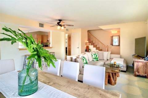 355 Virginia Street #1, Hollywood FL - photo 6 of 33