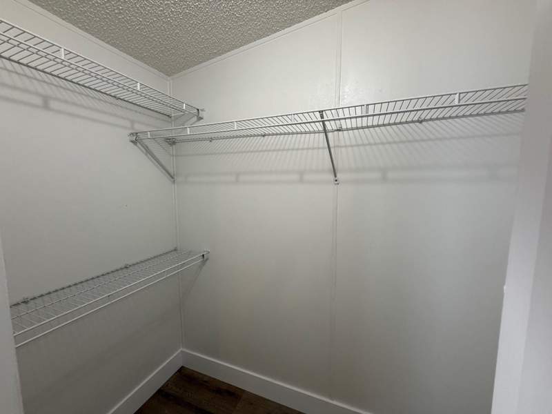 2 bedroom Mobile Home at 8648 SW 16th Place, Park City Sec One 49-11 B, Davie — photo 4