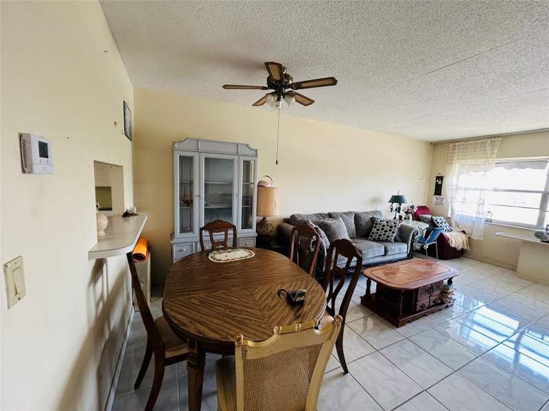 1 bedroom Condominium at 4451 NW 16th Street #k308, Lauderhill East, Fort Lauderdale — photo 3
