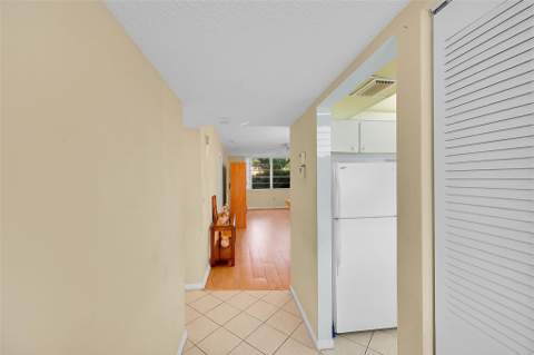 6800 Royal Palm Boulevard #102, Margate FL - photo 16 of 28