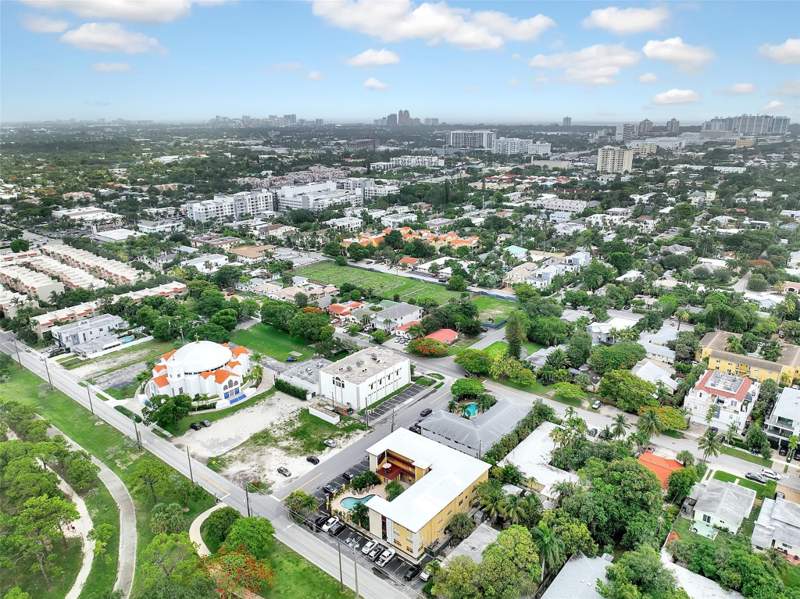 2 bedroom Condominium at 744 NE 14th Avenue #4, Sevilla Courts, Fort Lauderdale — photo 4