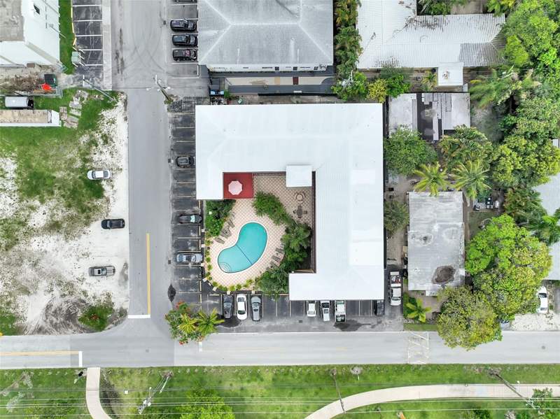 2 bedroom Condominium at 744 NE 14th Avenue #4, Sevilla Courts, Fort Lauderdale — photo 5