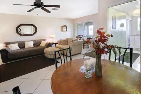 2100 NE 38th Street #222, Lighthouse Point FL - photo 11 of 21