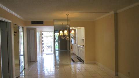 3321 NW 47th Terrace #223, Lauderdale Lakes FL - photo 7 of 19