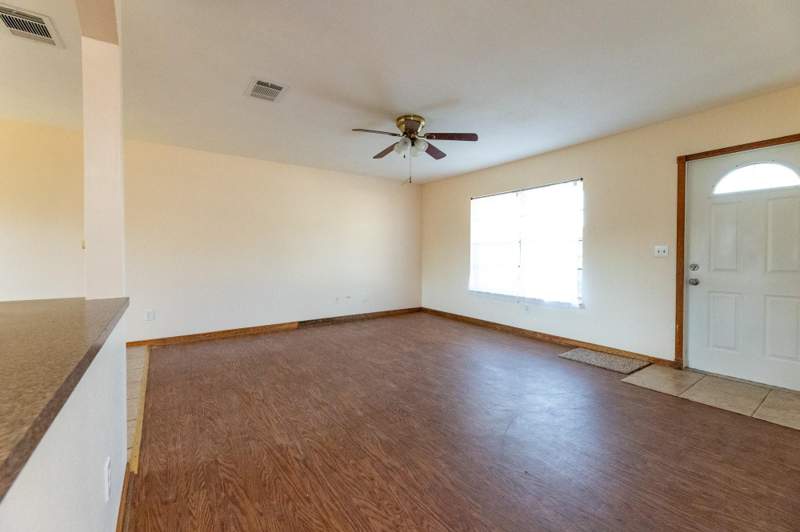 3 bedroom Single Family Residence at 1382 SE Vestridge Lane, Port St Lucie Sec 49, Port St. Lucie — photo 3
