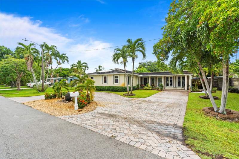 3 bedroom Single Family Residence at 2501 NW 8th Avenue, Babco Park 42-6 B, Wilton Manors — photo 4