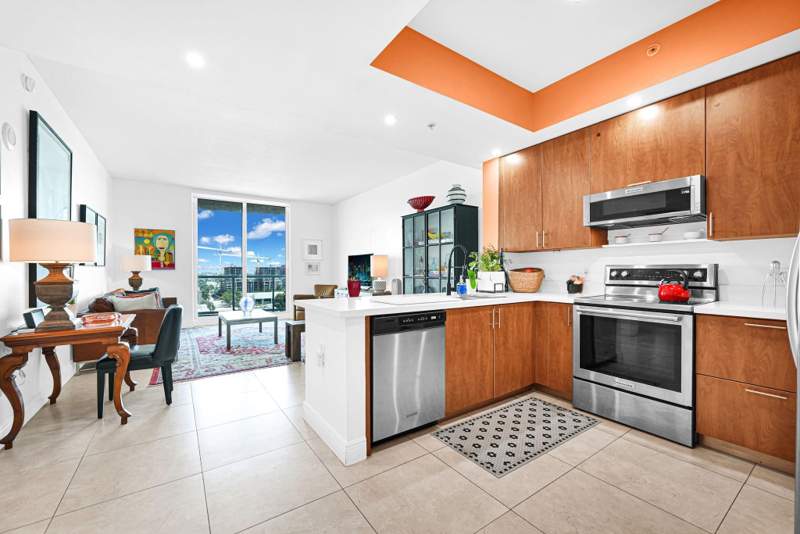 2 bedroom Condominium at 315 NE 3rd Avenue #1008, Strada 315, Fort Lauderdale — photo 2