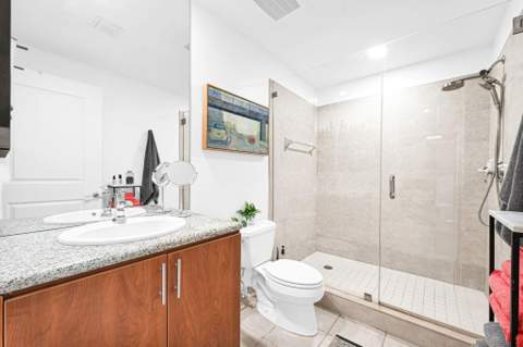 315 NE 3rd Avenue #1008, Fort Lauderdale FL - photo 19 of 44