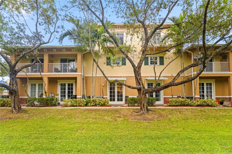 3 bedroom Townhouse at 7440 Willow Grove Place, Willow Grove, Davie — photo 3